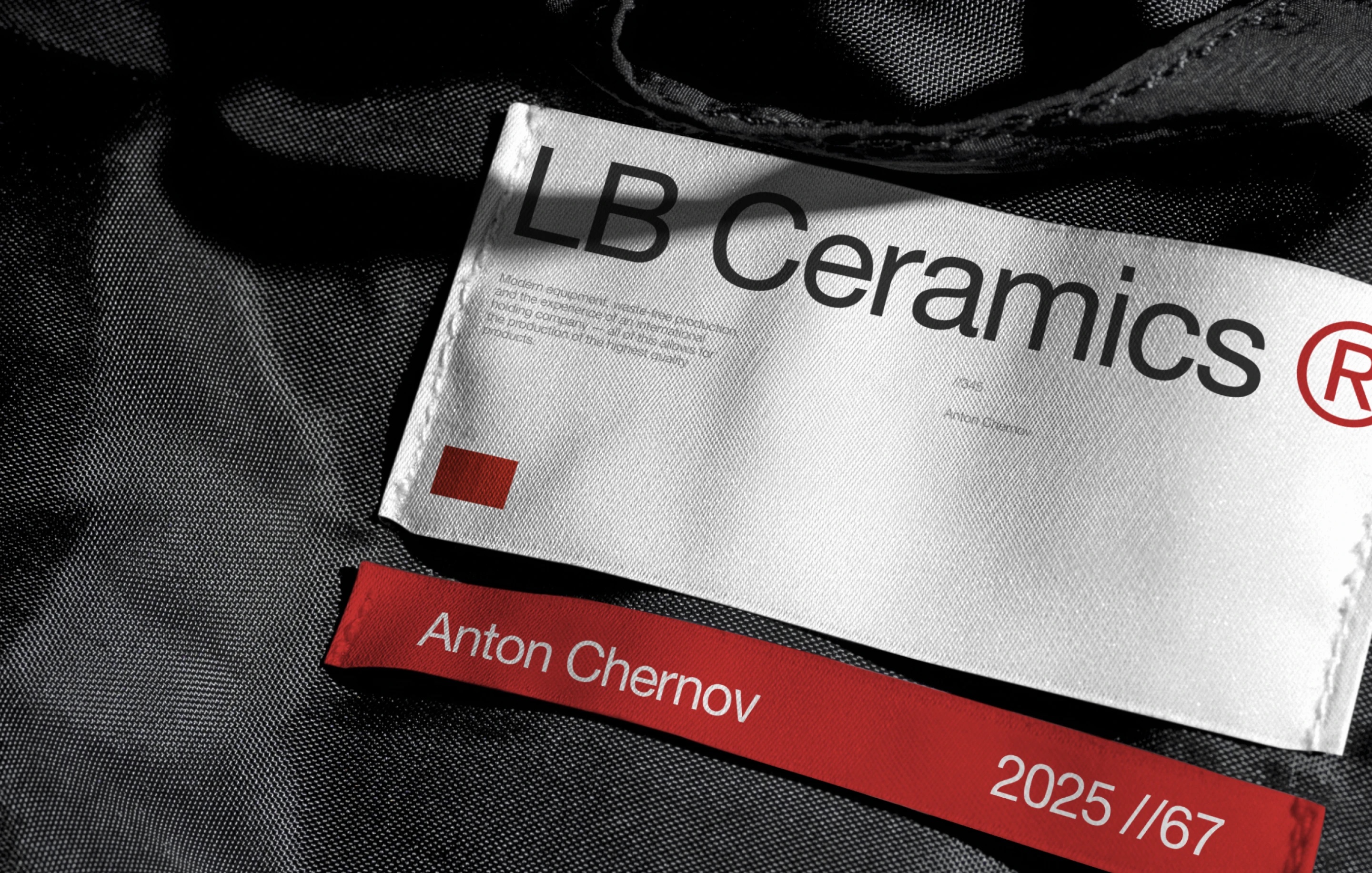 LB Ceramics — нашивка-этикетка на ткани